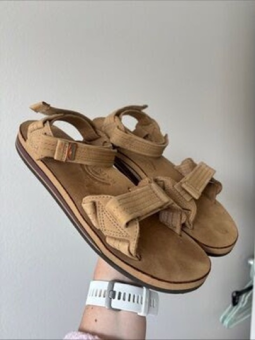 Rainbow women’s strappy brown leather sandals casual beach wear US 8.5-9.5 EUC